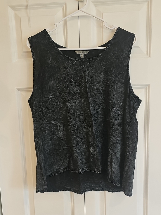 Yak N Yeti Tops - Silky Crush Texture Black Sleeveless Women’s Tank Top